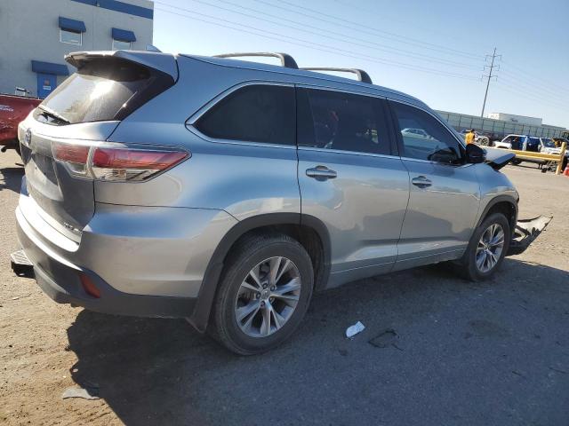 VIN 5TDJKRFH7ES067568 2014 Toyota Highlander, Xle no.3