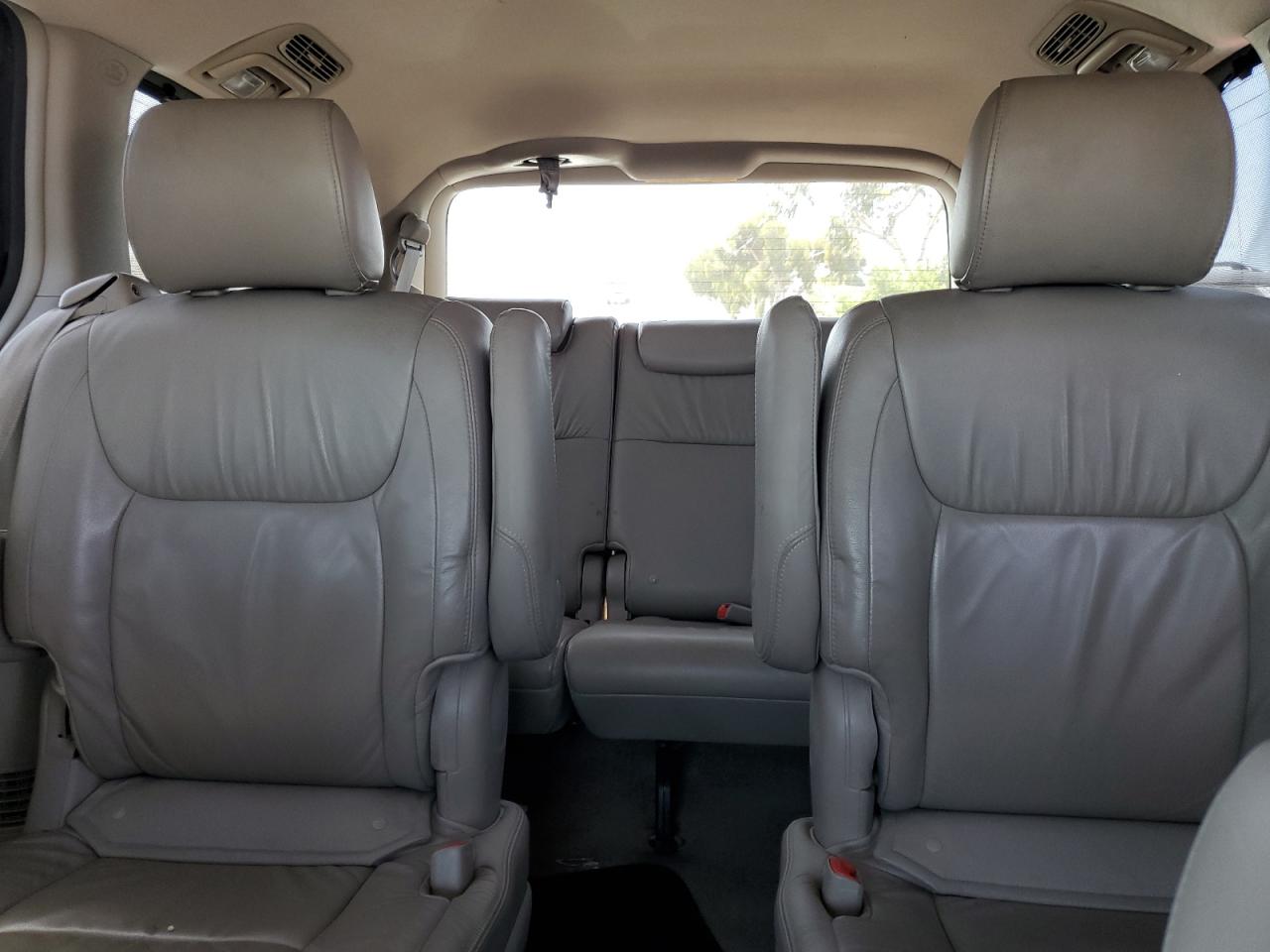 5TDZK22CX8S127772 2008 Toyota Sienna Xle