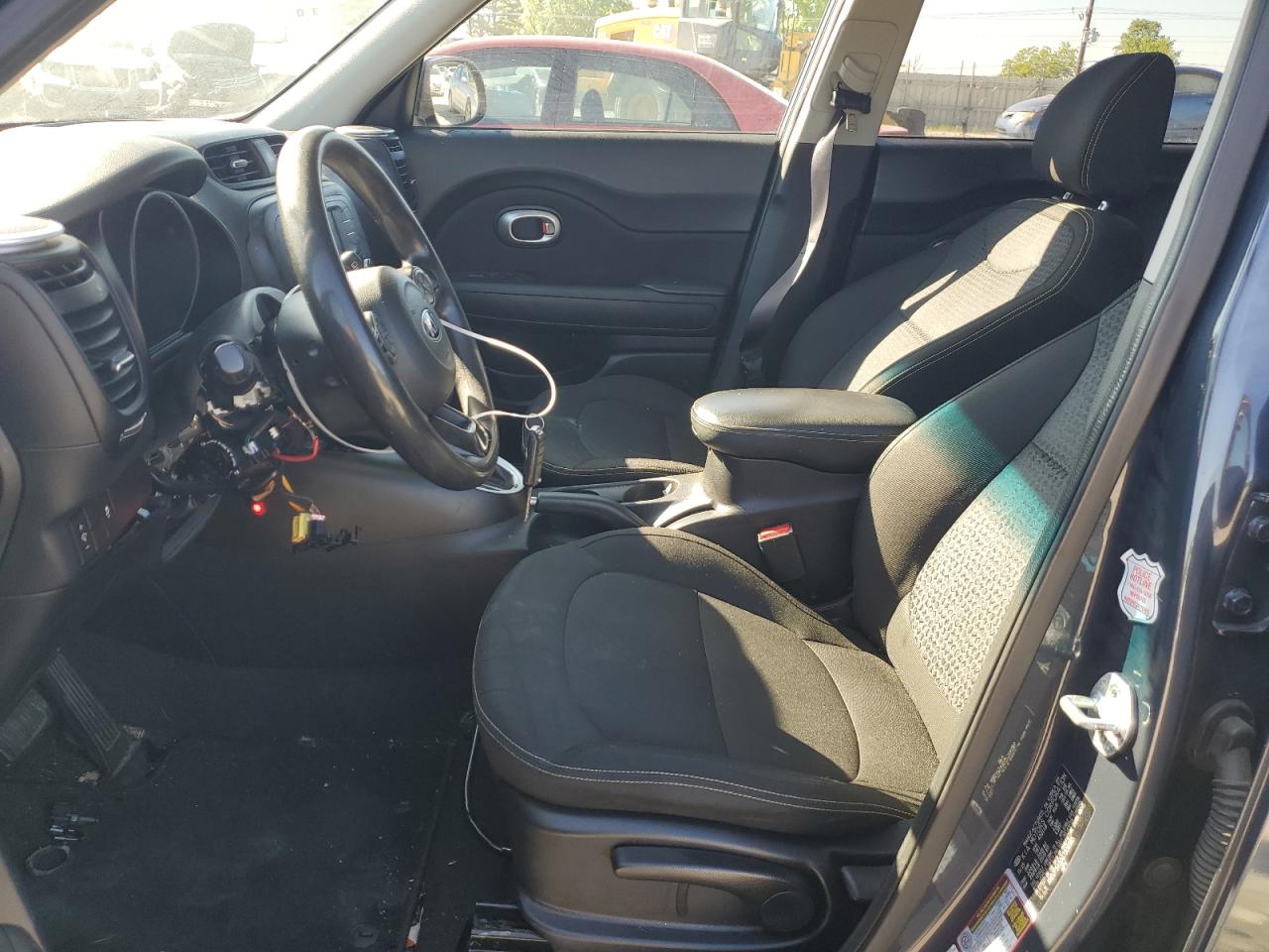 KNDJP3A50G7306385 2016 Kia Soul +