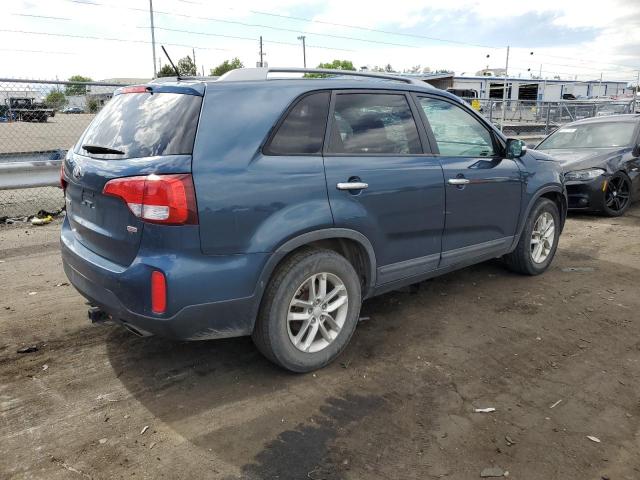 VIN 5XYKTDA7XFG588477 2015 KIA Sorento, LX no.3