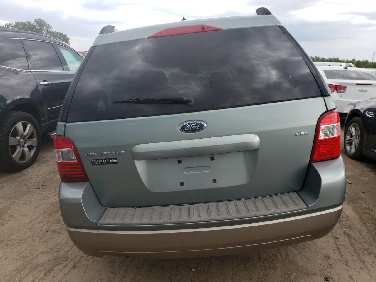 1FMDK02137GA31466 2007 Ford Freestyle Sel