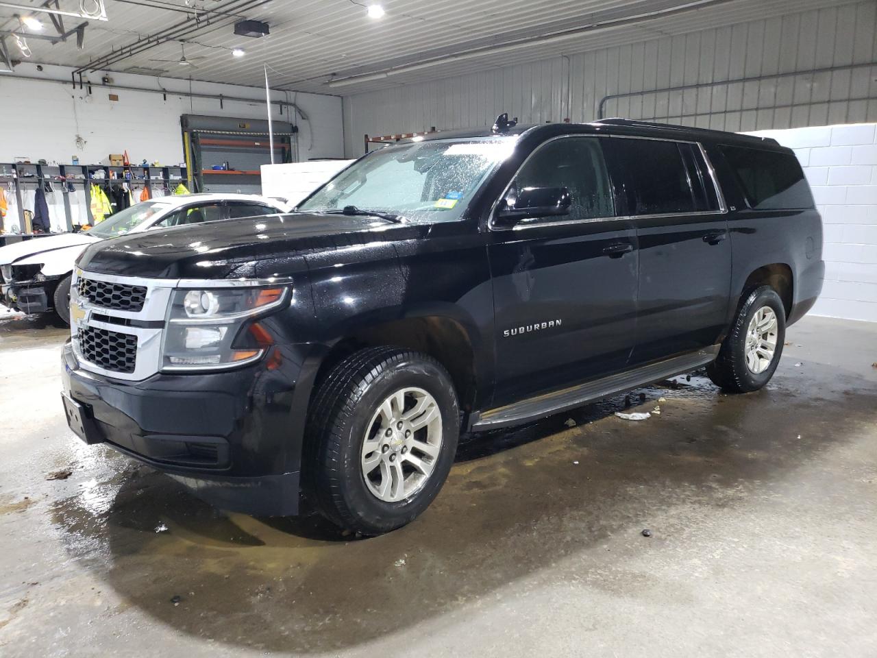 2015 Chevrolet Suburban K1500 Ls vin: 1GNSKHKCXFR647123