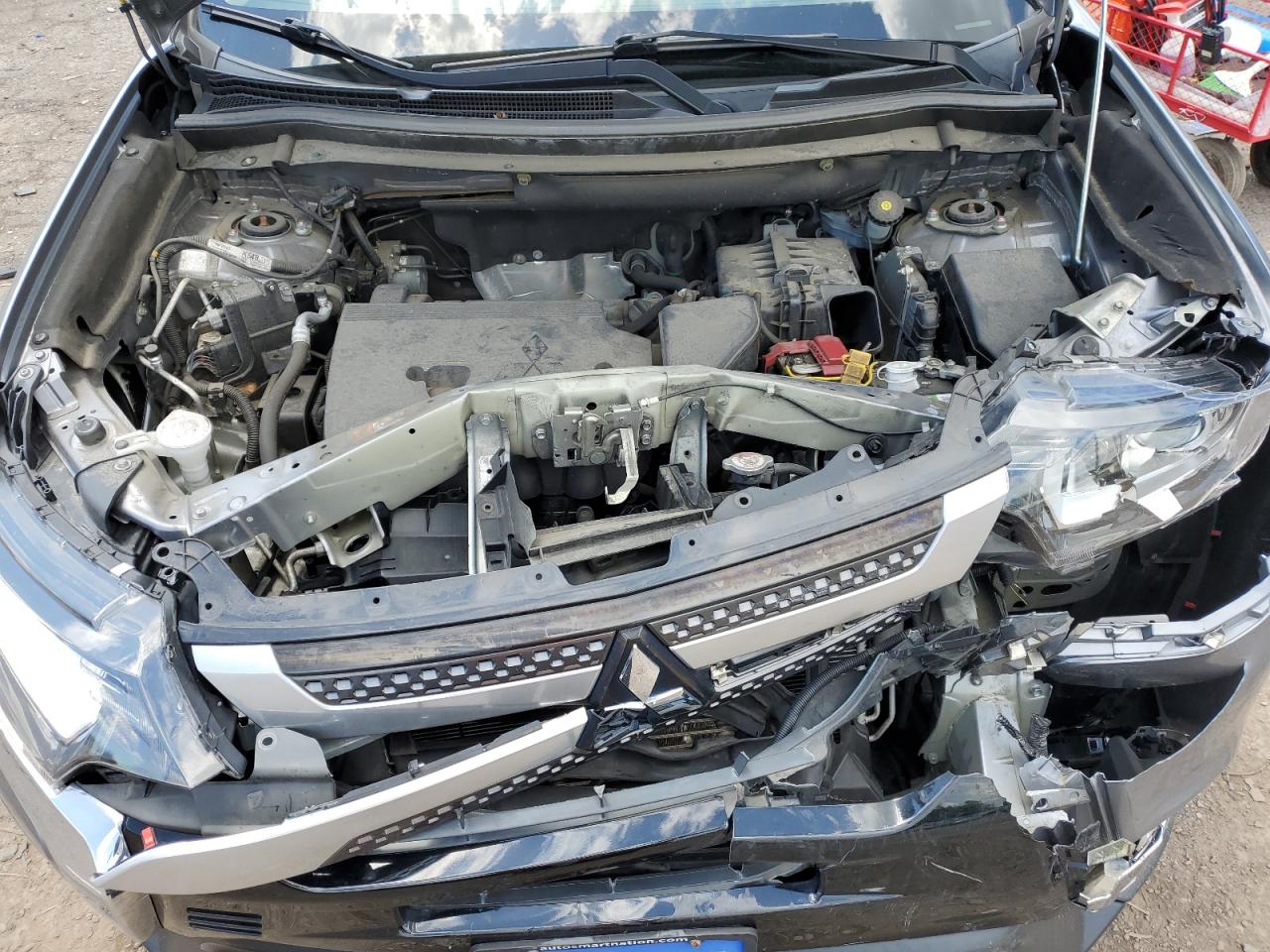 JA4AD3A33KZ008251 2019 Mitsubishi Outlander Se