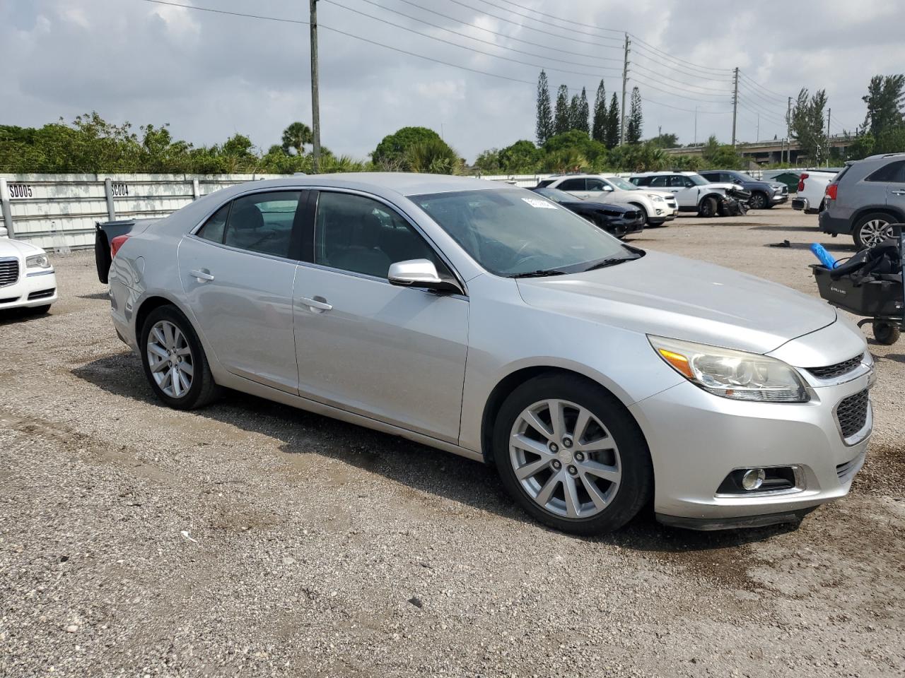 1G11E5SL9EF294585 2014 Chevrolet Malibu 2Lt