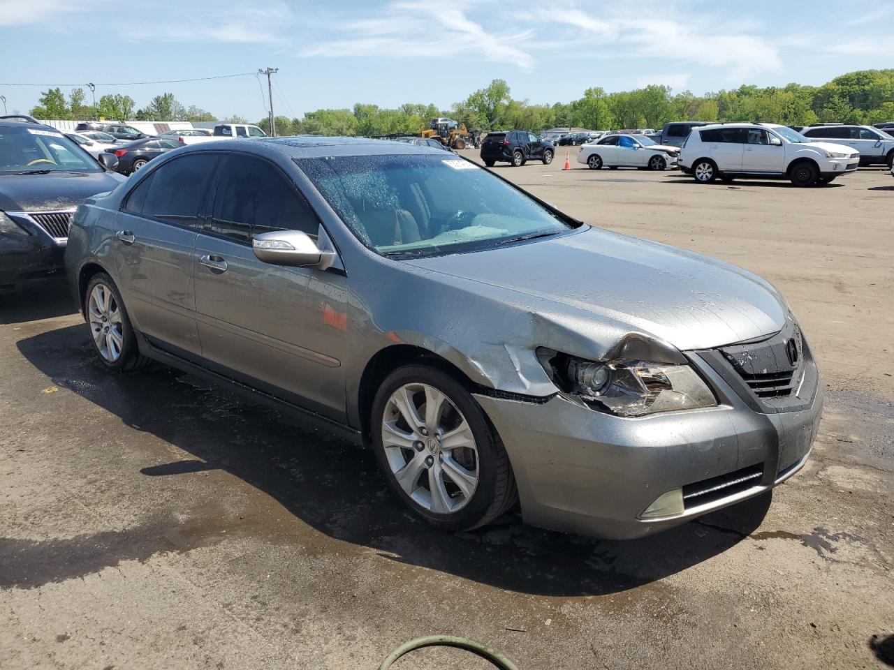 JH4KB2F64AC000463 2010 Acura Rl