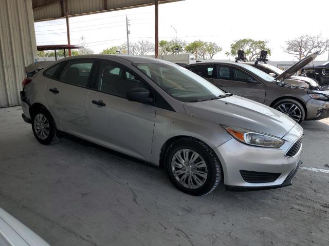 2018 Ford Focus S VIN: 1FADP3E2XJL299575 Lot: 54595594