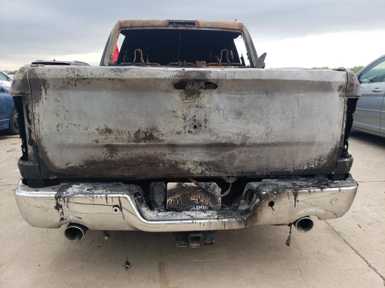 1C6RR6LT0ES328981 2014 Ram 1500 Slt