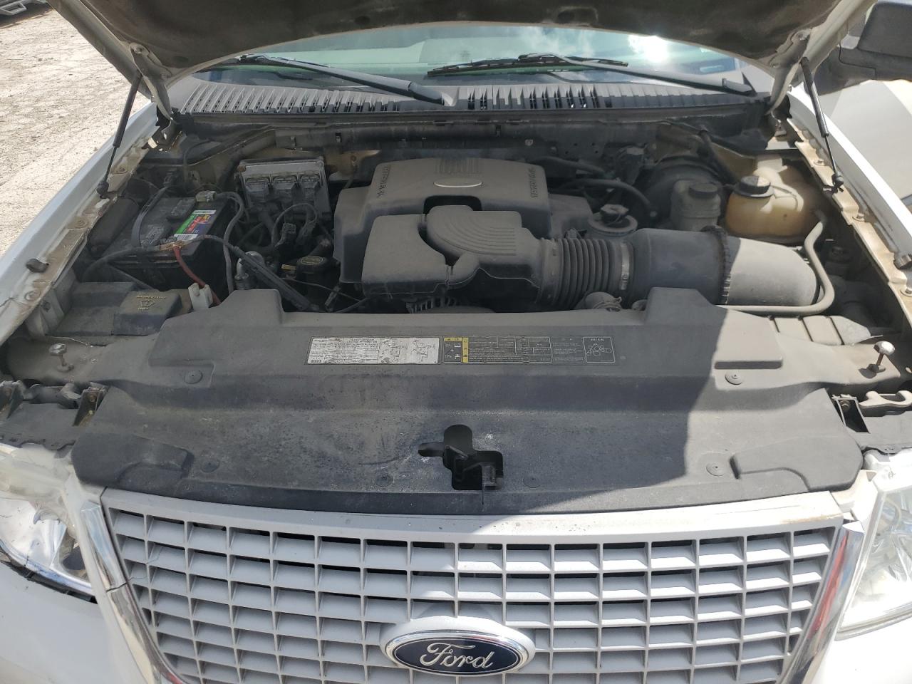 1FMFU16L74LA17710 2004 Ford Expedition Xlt