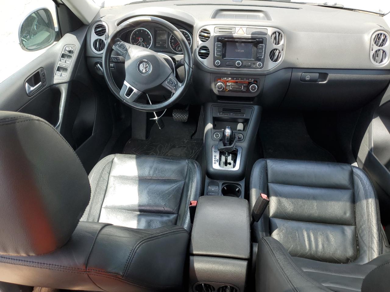 WVGBV7AX5BW554581 2011 Volkswagen Tiguan S