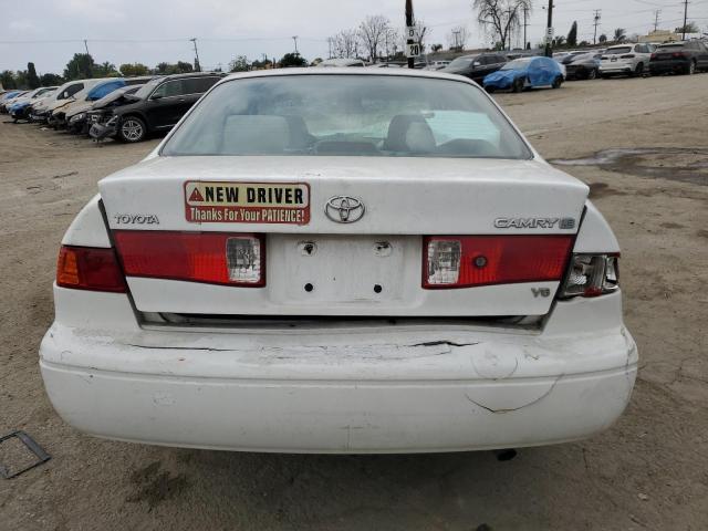 2000 Toyota Camry Le VIN: 4T1BF22K3YU953061 Lot: 53169414