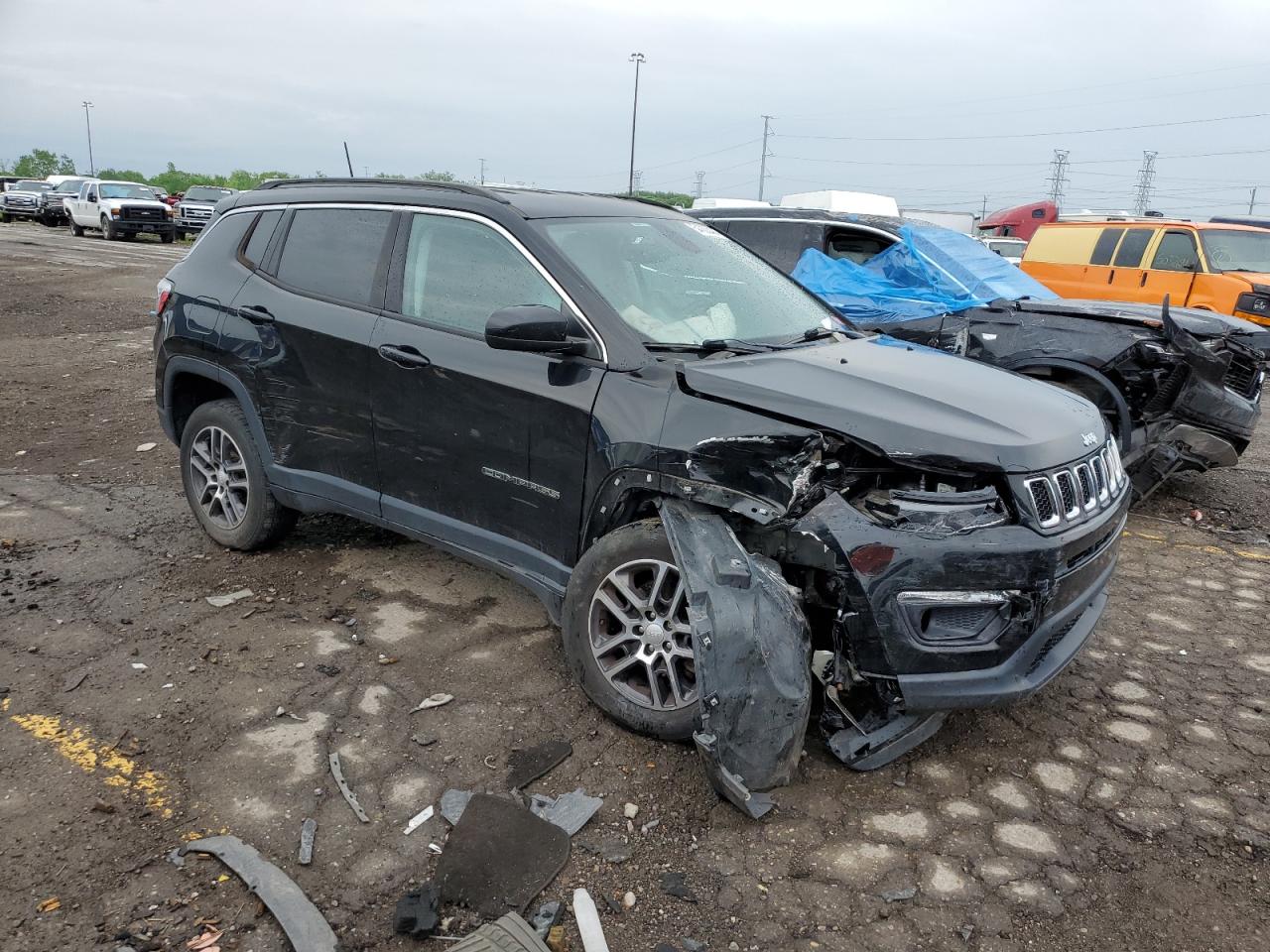 3C4NJDBB3HT597393 2017 Jeep Compass Latitude