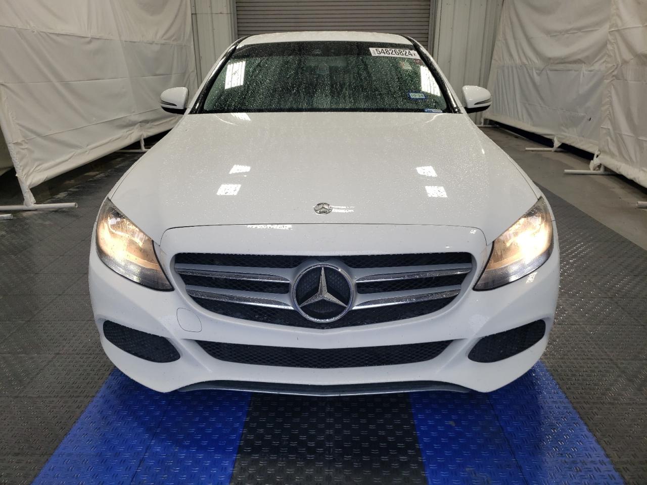 2016 Mercedes-Benz C 300 vin: 55SWF4JBXGU151468