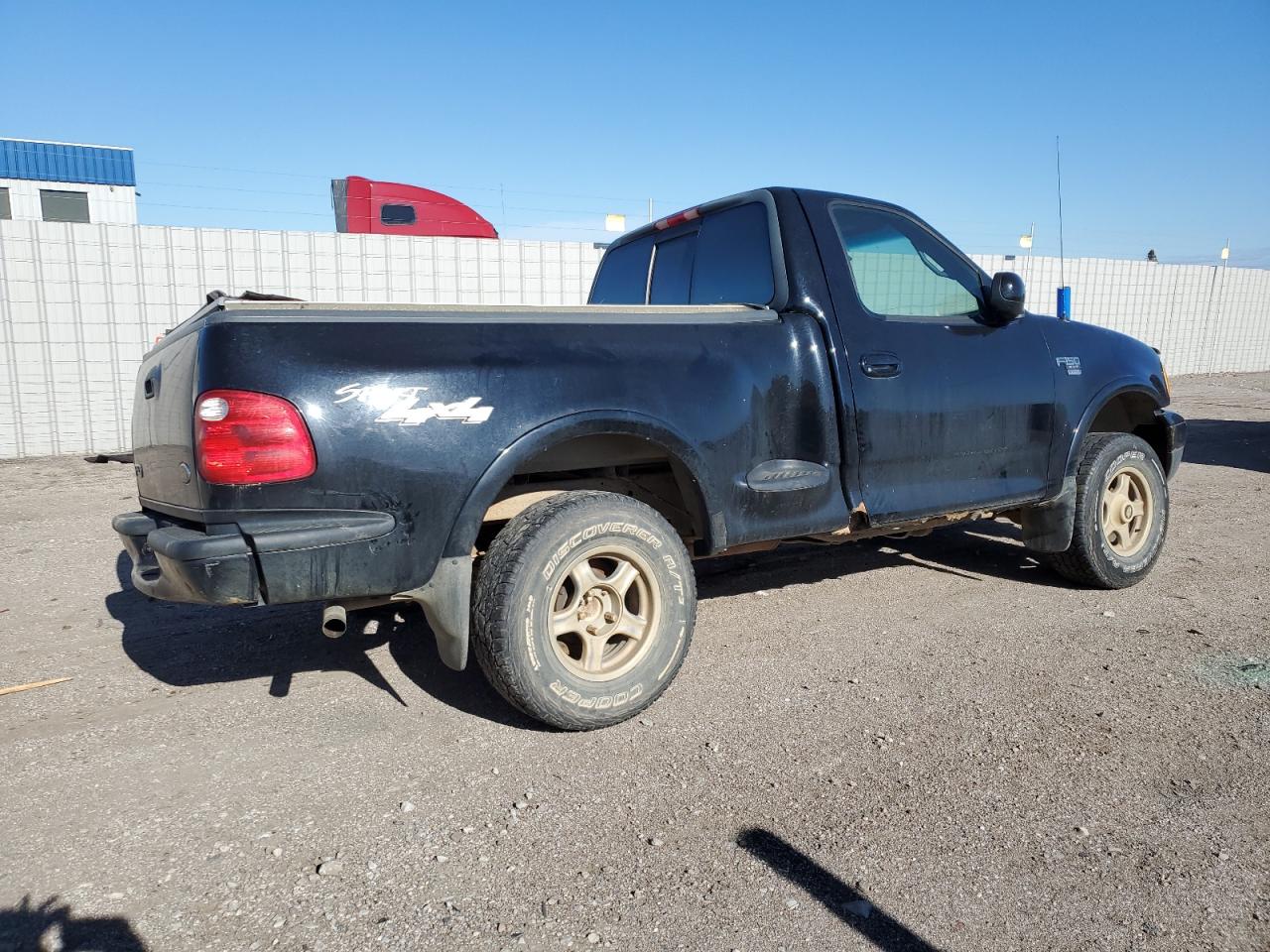 2FTRF08W51CA33357 2001 Ford F150