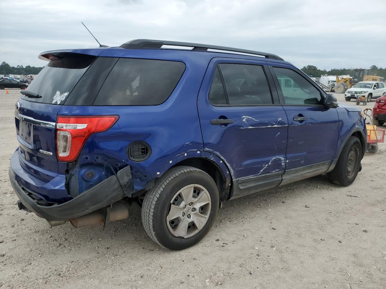 2014 Ford Explorer vin: 1FM5K7B88EGA32393