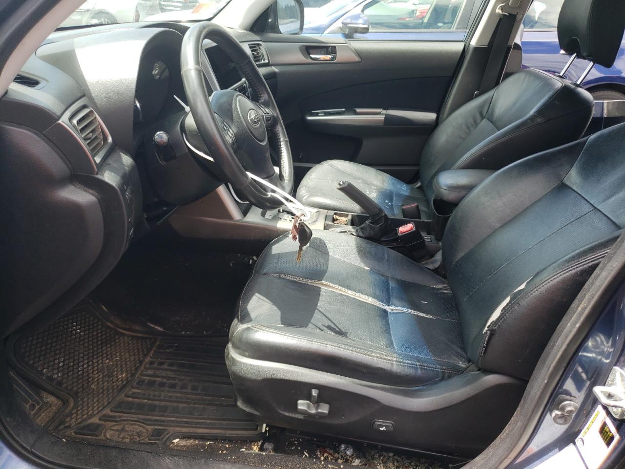 JF2SHAFCXBH718976 2011 Subaru Forester Limited