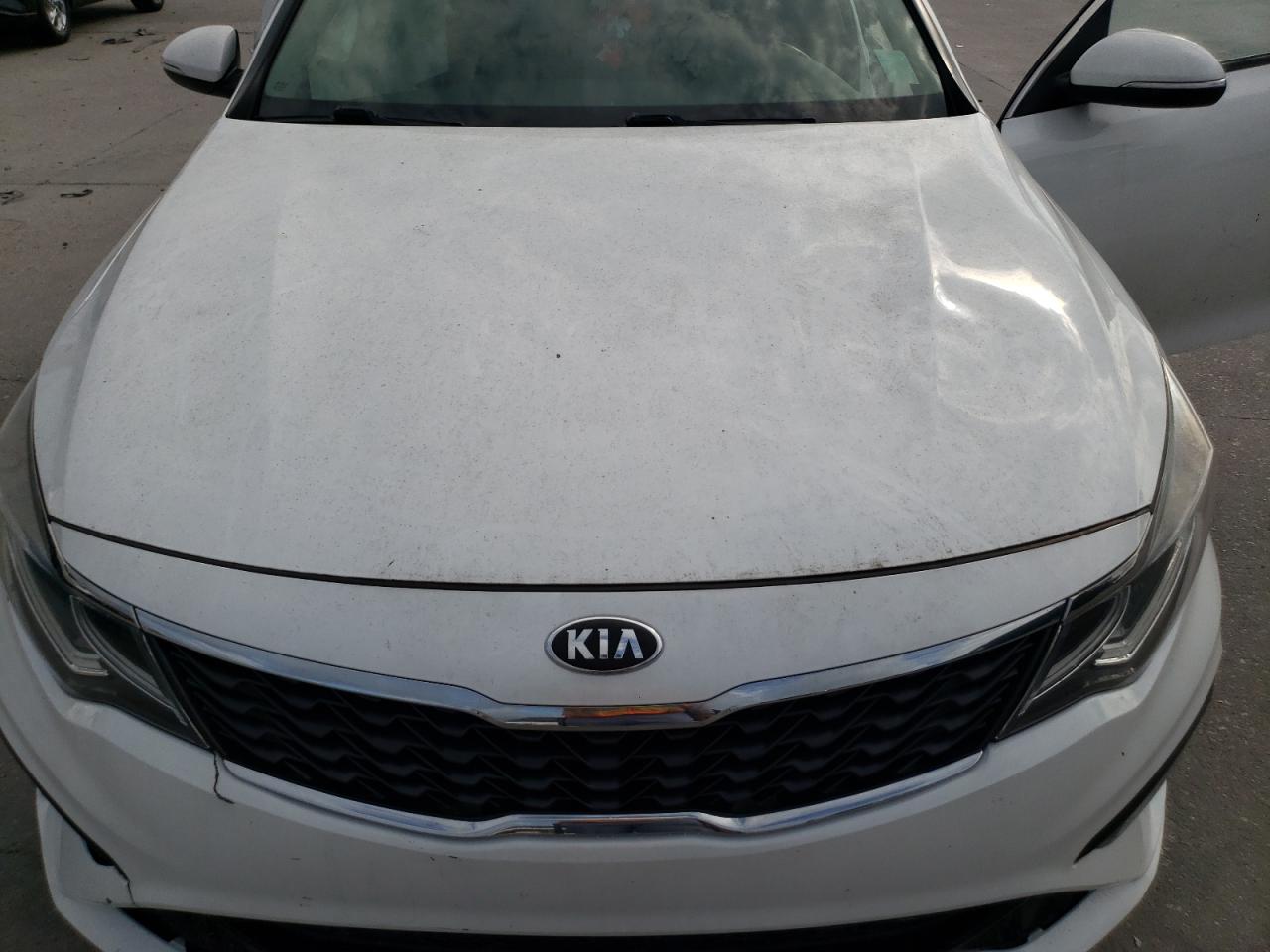 5XXGT4L3XKG343239 2019 Kia Optima Lx