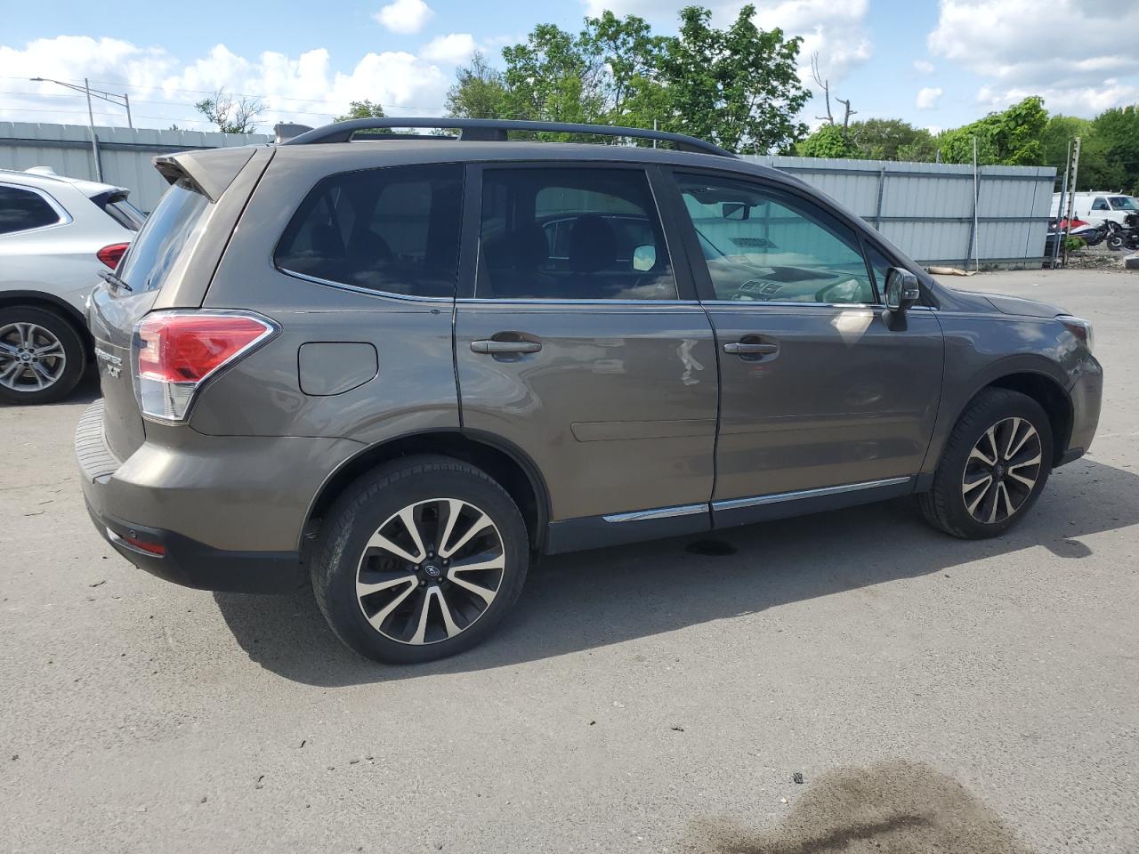 JF2SJGWC1HH573665 2017 Subaru Forester 2.0Xt Touring