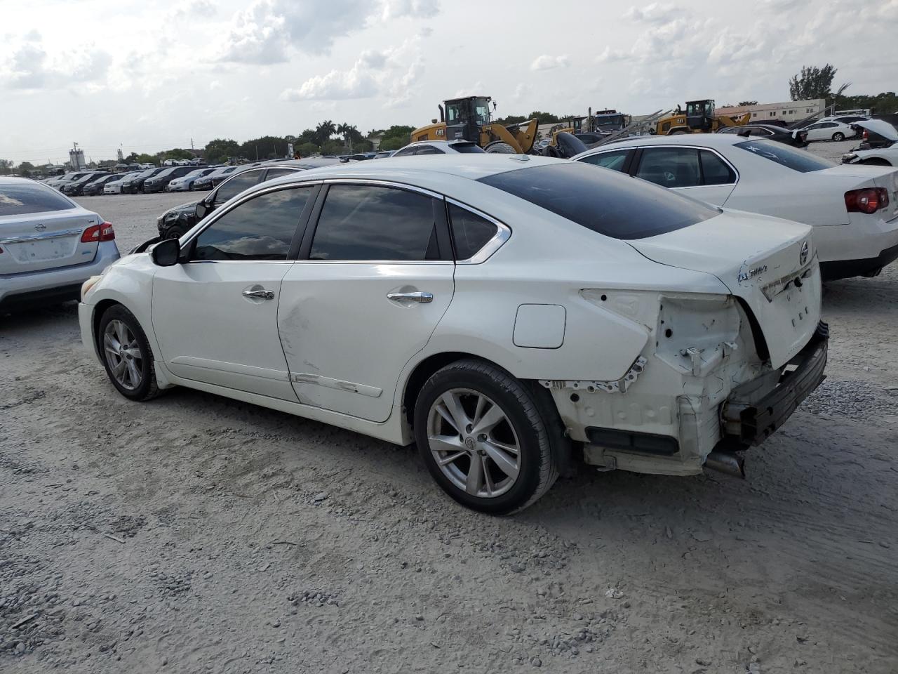 1N4AL3AP1FC186346 2015 Nissan Altima 2.5