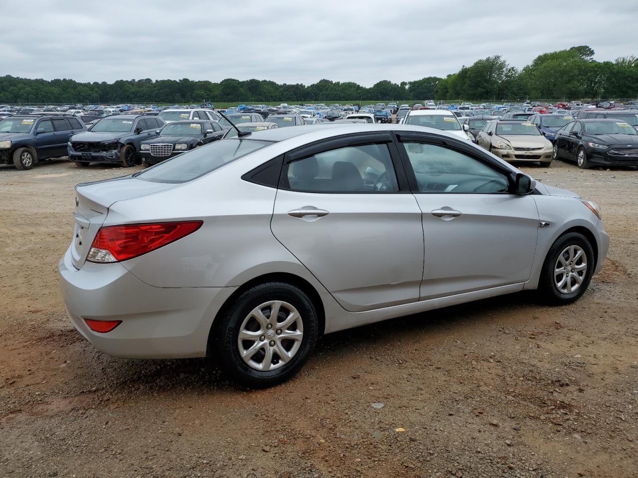 KMHCT4AE3DU501755 2013 Hyundai Accent Gls