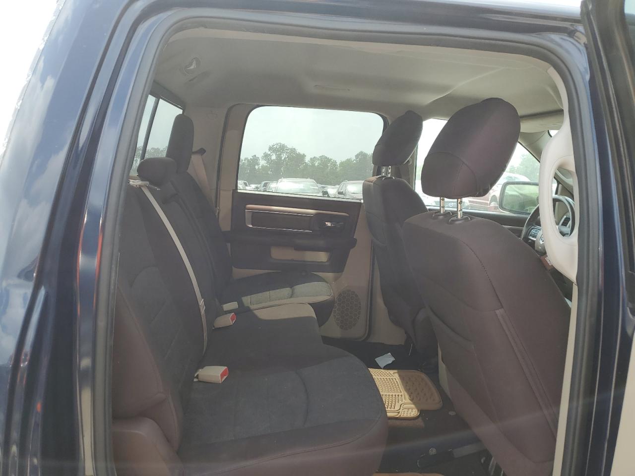 1C6RR6LT2ES456462 2014 Ram 1500 Slt