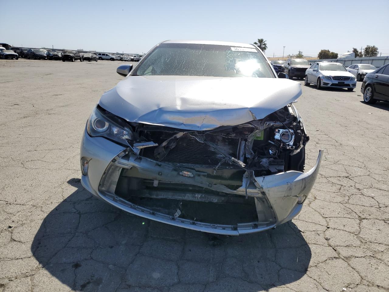 4T1BF1FK1FU483274 2015 Toyota Camry Le