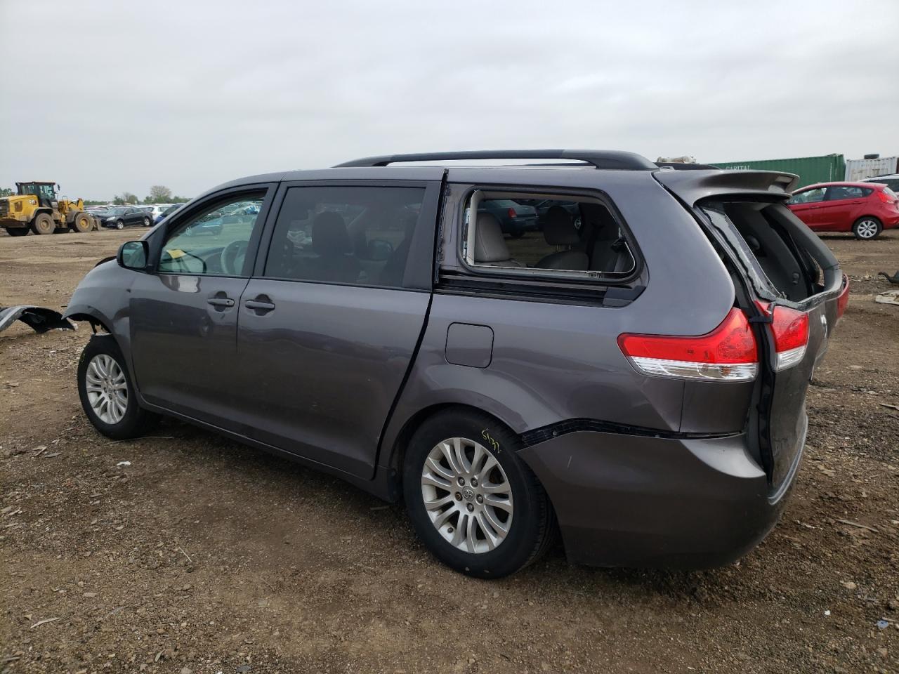 5TDYK3DC2DS345780 2013 Toyota Sienna Xle