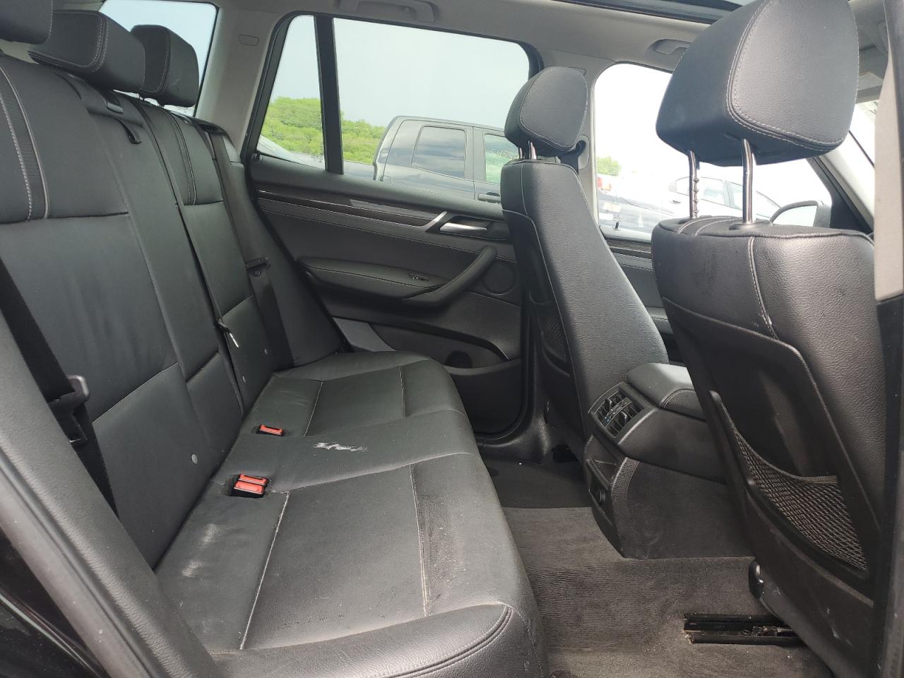 5UXWZ7C30H0V90399 2017 BMW X3 Sdrive28I