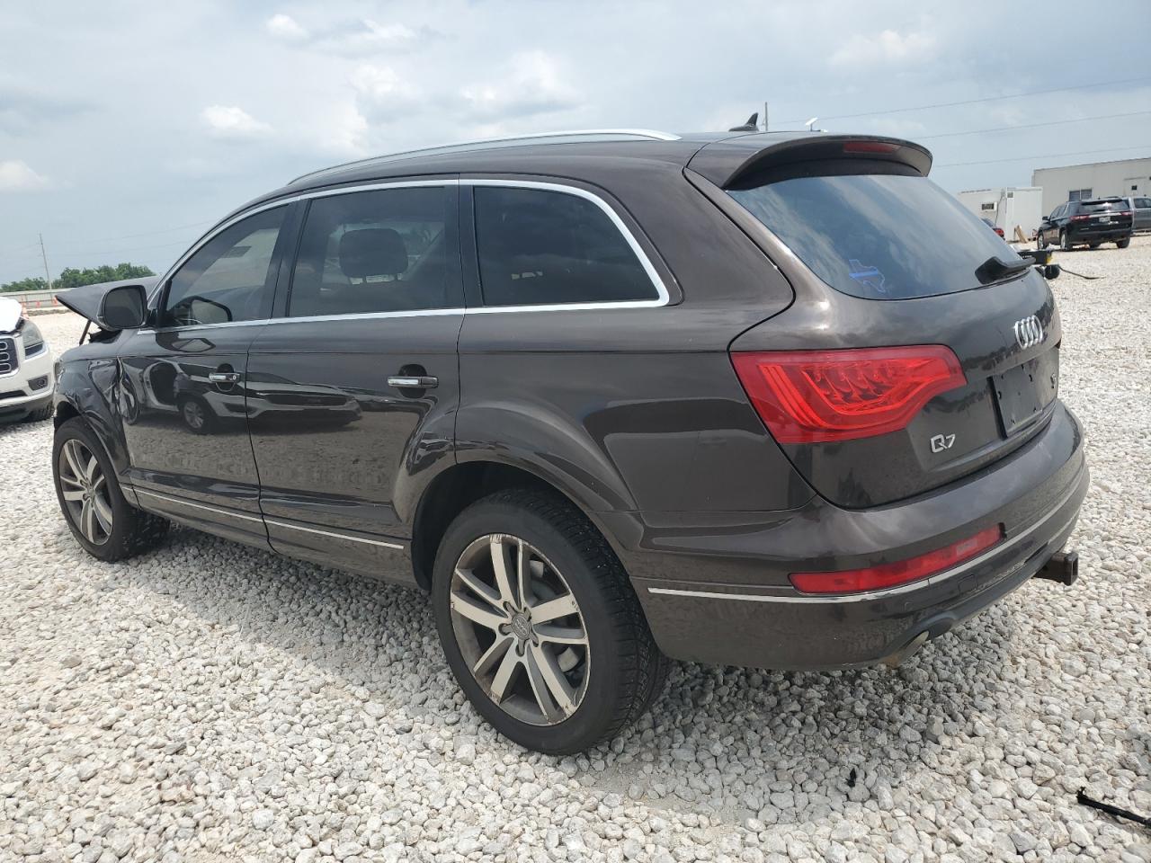 WA1LMAFE8BD008041 2011 Audi Q7 Premium Plus