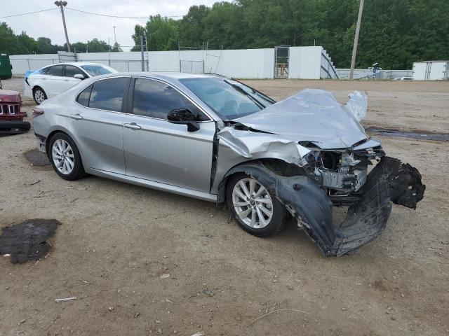 VIN 4T1C11AK0NU072845 2022 Toyota Camry, LE no.4