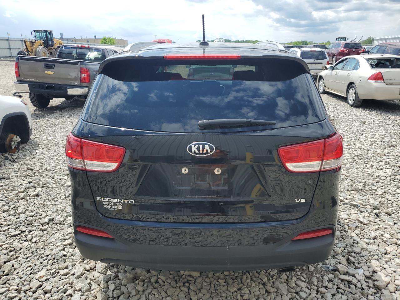 5XYPGDA58HG331331 2017 Kia Sorento Lx