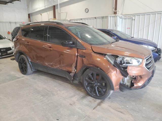 Vin: 1fmcu0gd0huc07871, lot: 56495544, ford escape se 20174