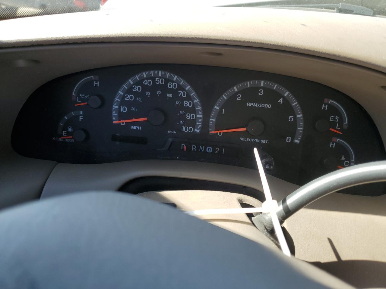 1FMRU15L21LA84712 2001 Ford Expedition Xlt