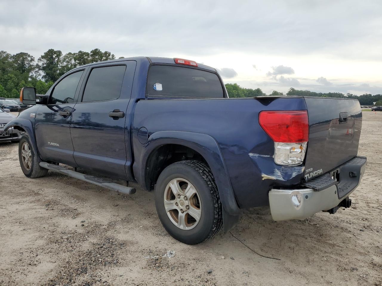 5TFEY5F15CX123798 2012 Toyota Tundra Crewmax Sr5