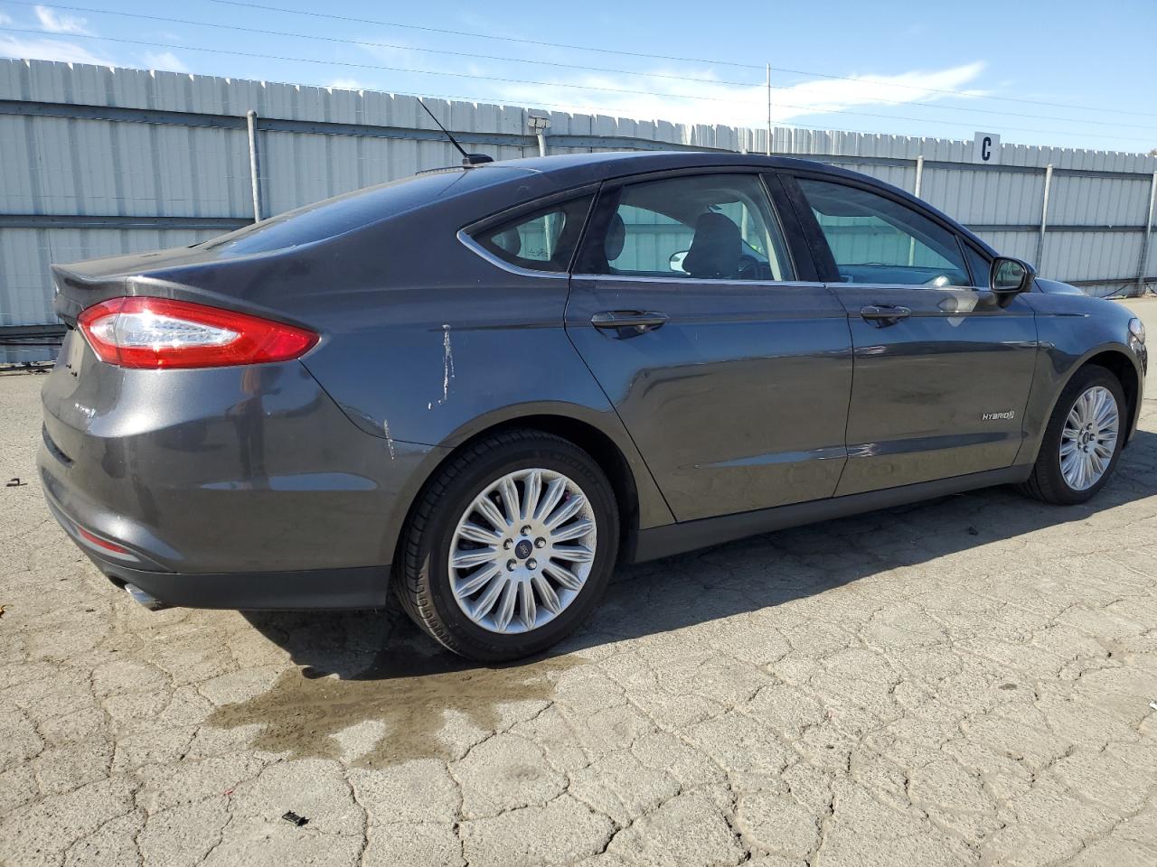 2016 Ford Fusion S Hybrid vin: 3FA6P0UU5GR175718