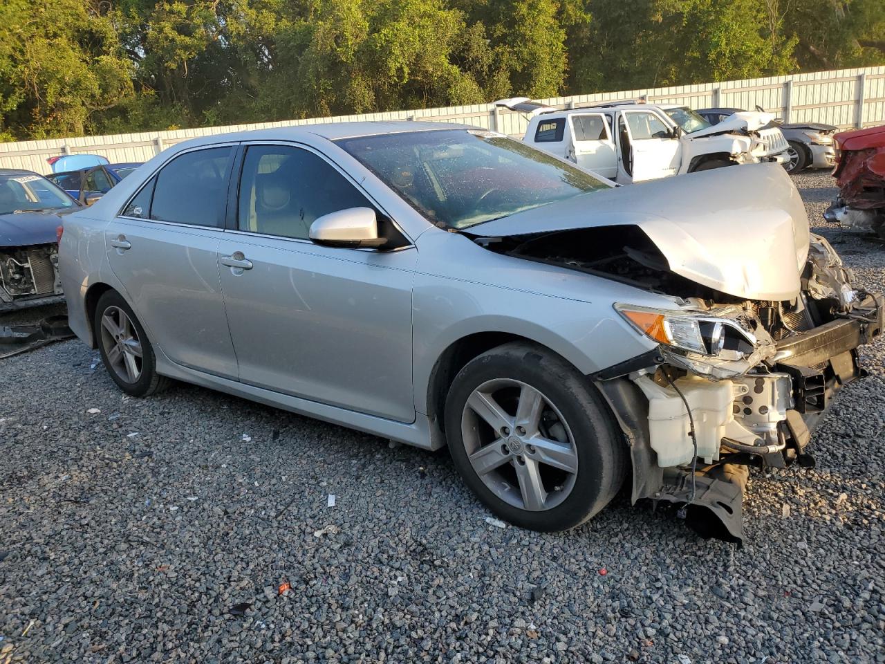 4T1BF1FK4EU450560 2014 Toyota Camry L