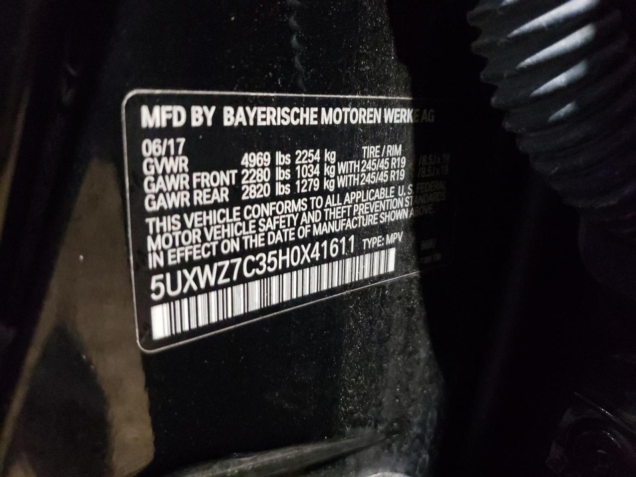 5UXWZ7C35H0X41611 2017 BMW X3 Sdrive28I