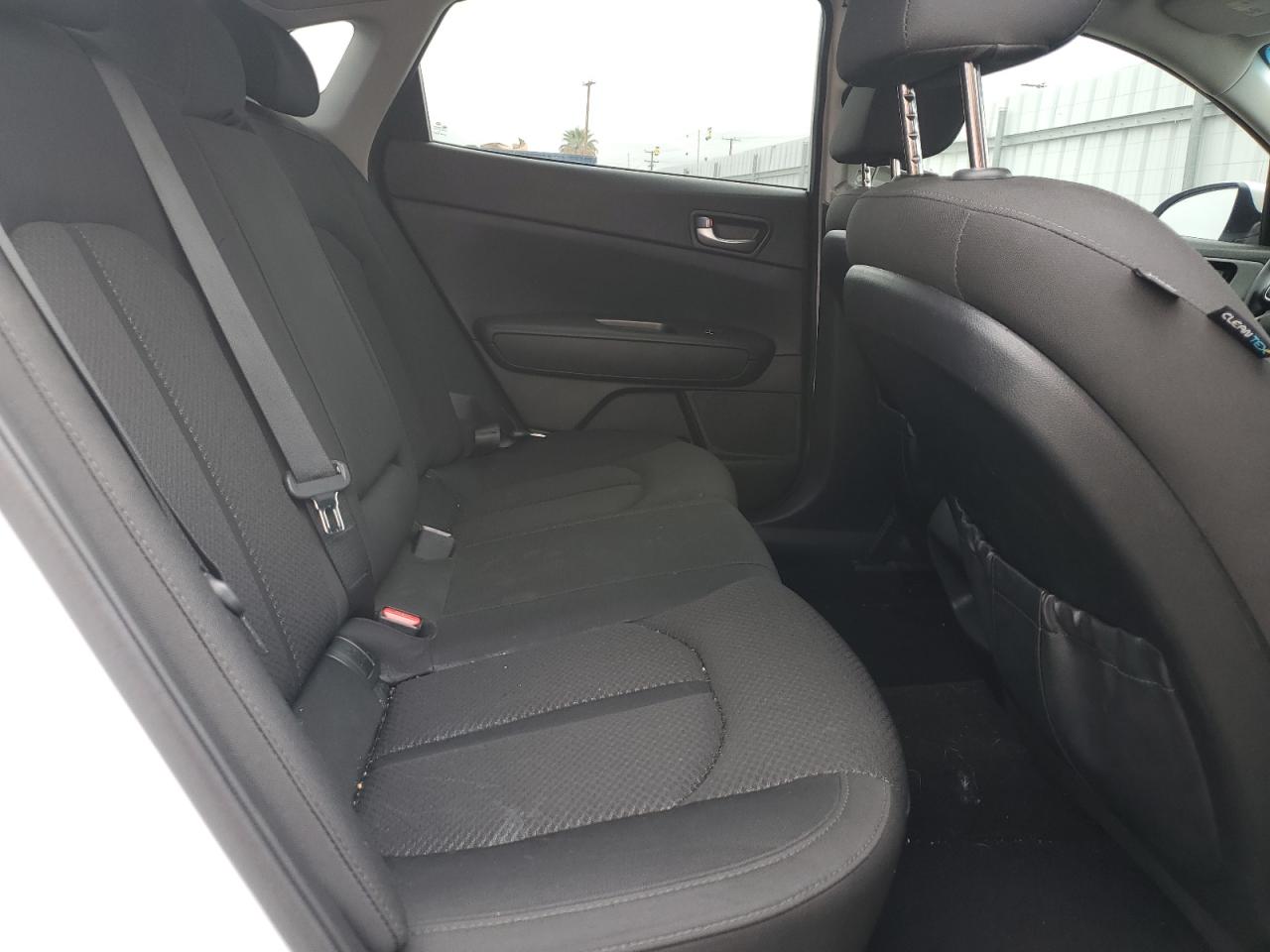 5XXGT4L13GG048330 2016 Kia Optima Lx