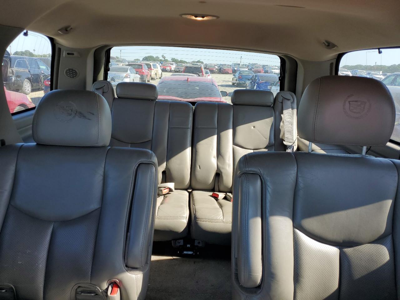 1GYEK63N85R235947 2005 Cadillac Escalade Luxury