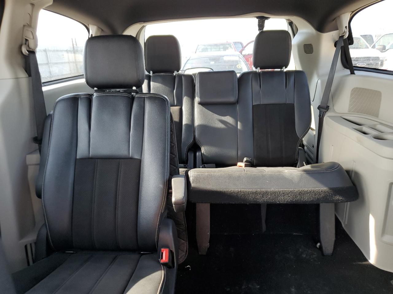 2C4RDGCG4KR798184 2019 Dodge Grand Caravan Sxt