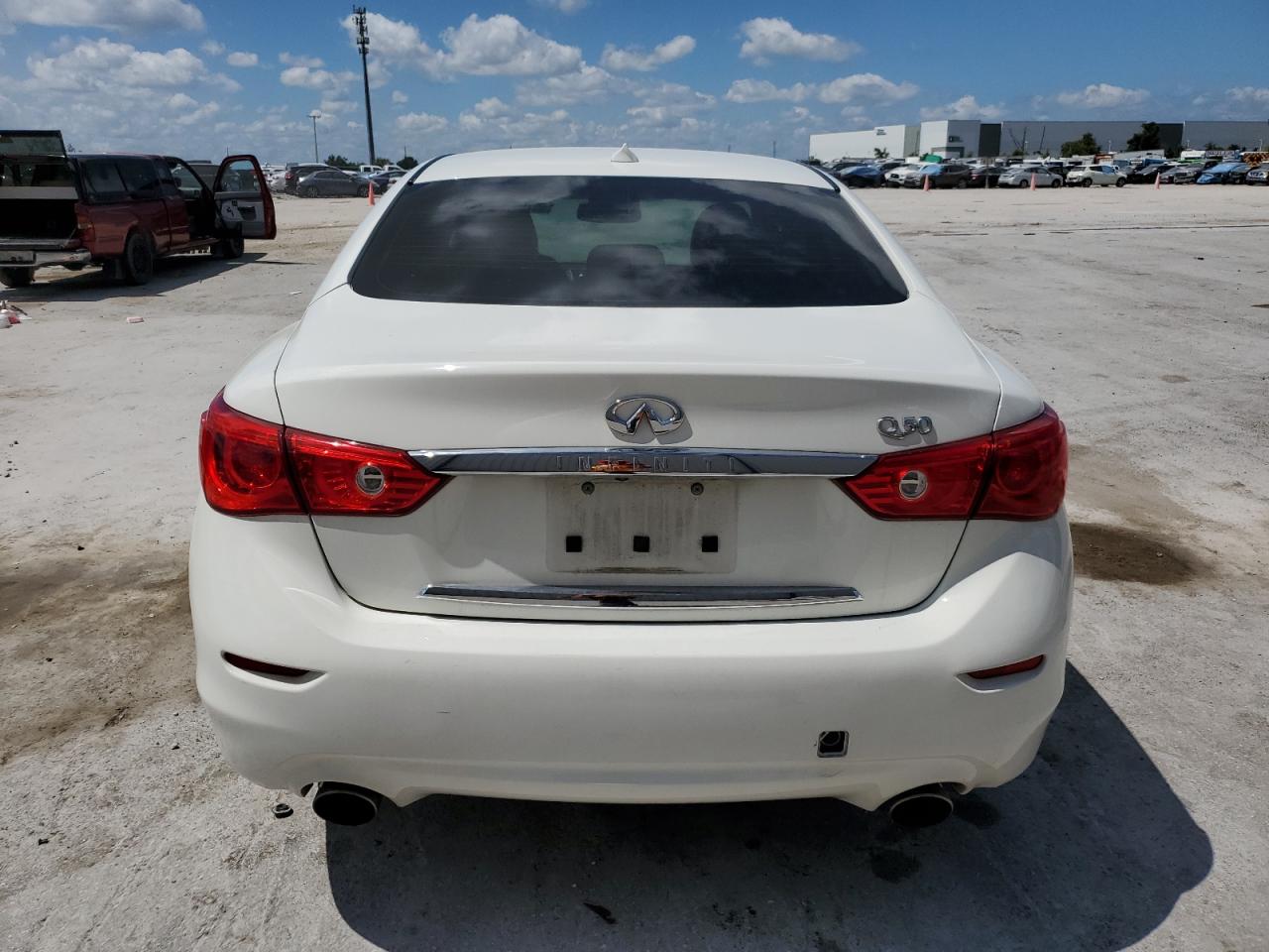 JN1EV7AP9HM737829 2017 Infiniti Q50 Premium