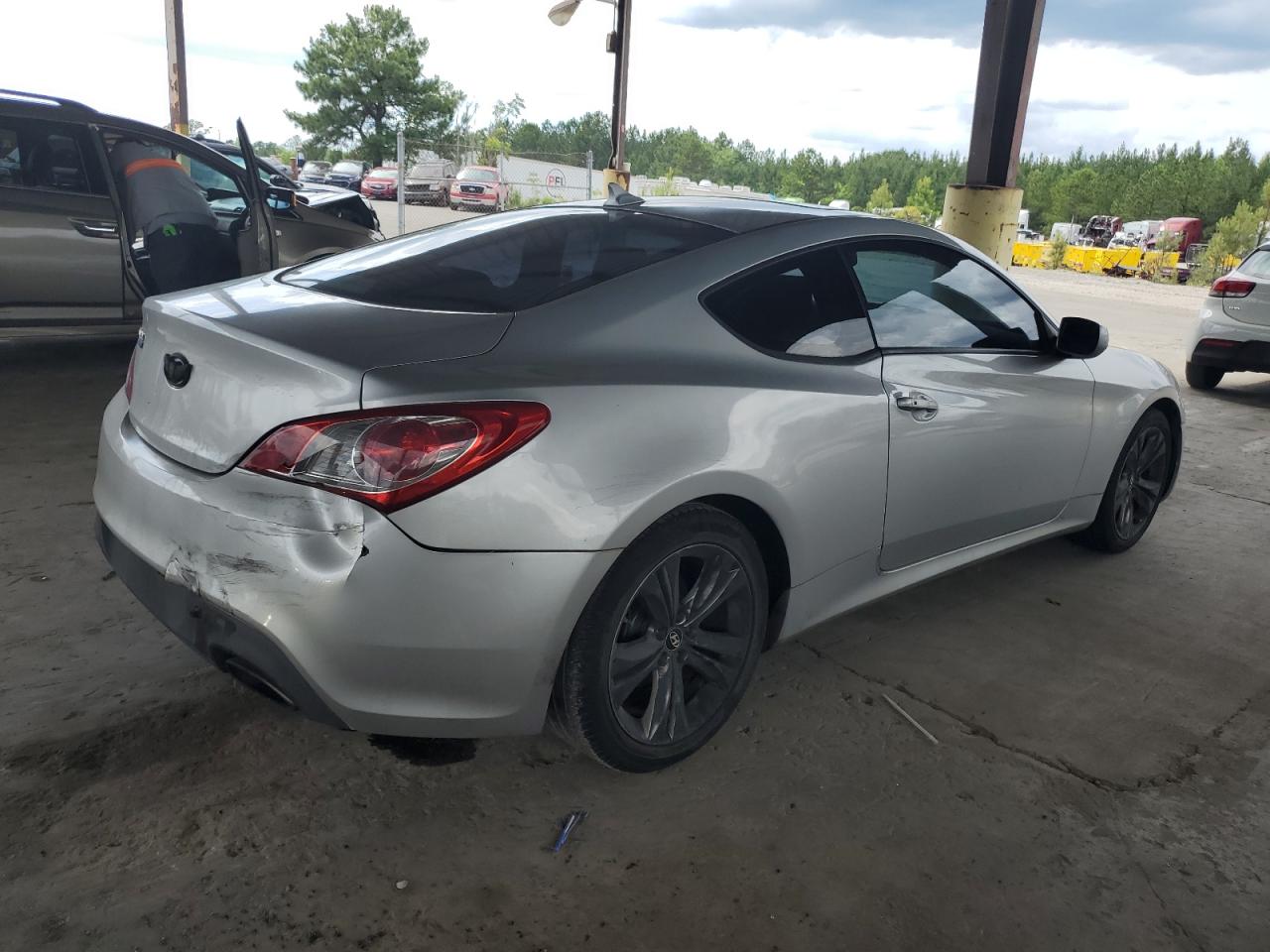 KMHHT6KD7AU038604 2010 Hyundai Genesis Coupe 2.0T