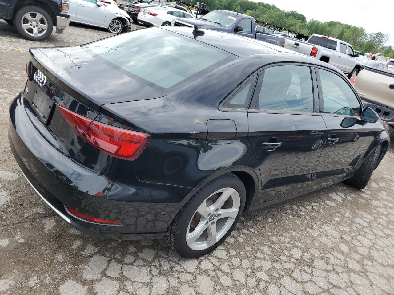 WAUAUHFF6K1010965 2019 Audi A3 Premium