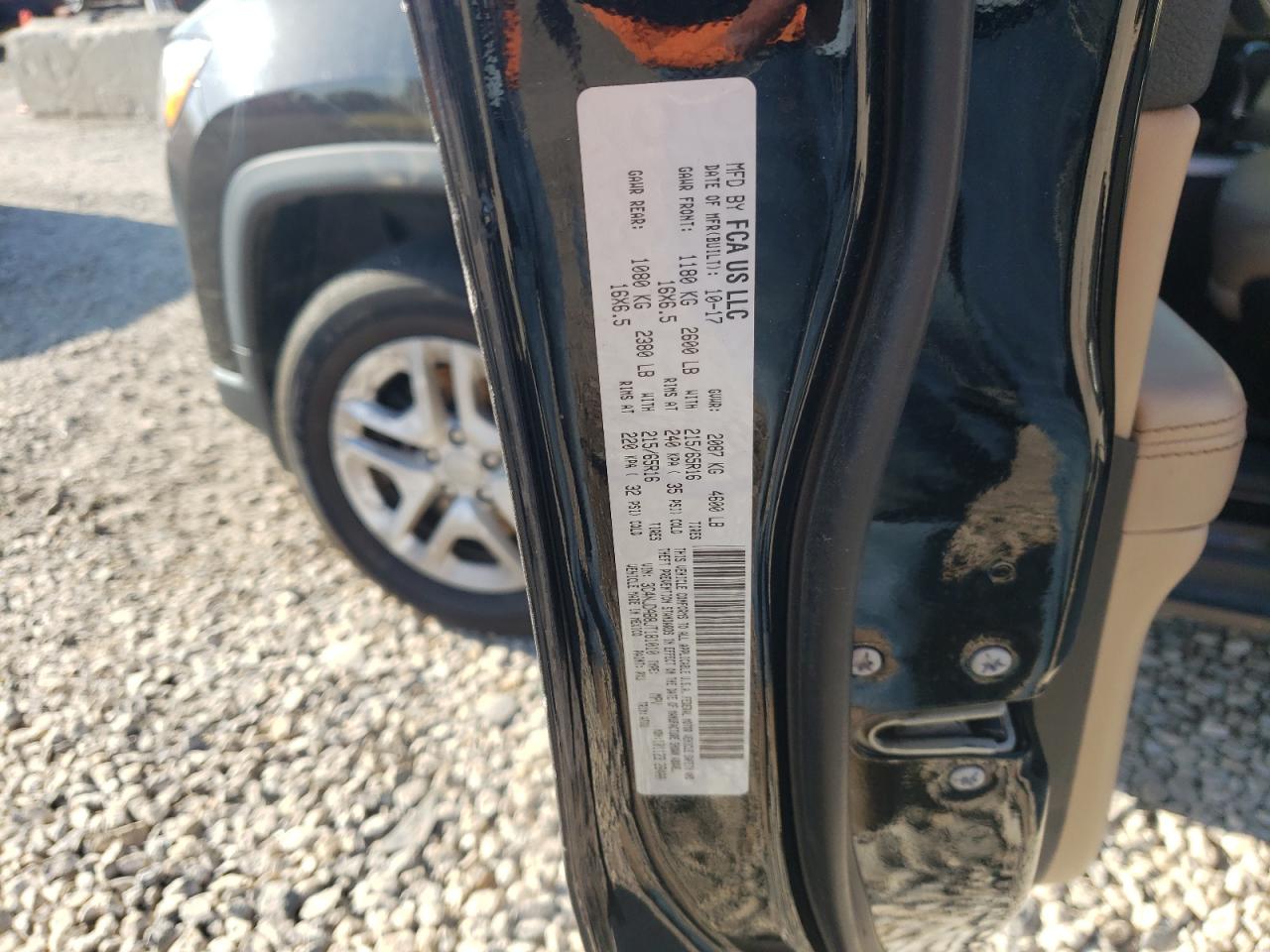 3C4NJDAB8JT181010 2018 Jeep Compass Sport