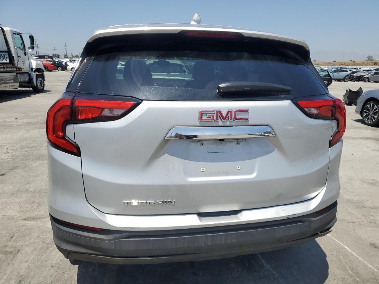 3GKALMEV9LL108233 2020 GMC Terrain Sle