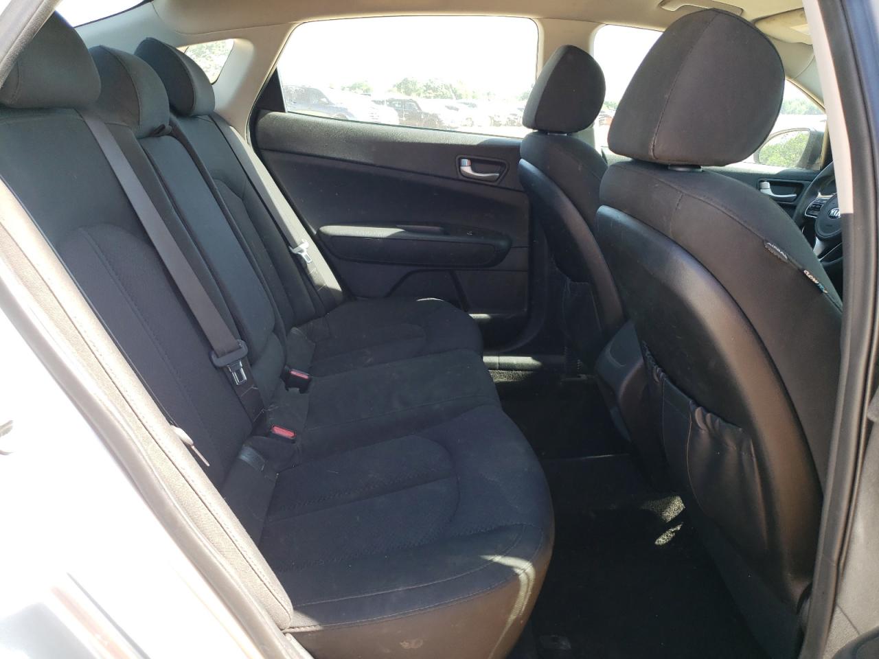 5XXGT4L30HG164961 2017 Kia Optima Lx