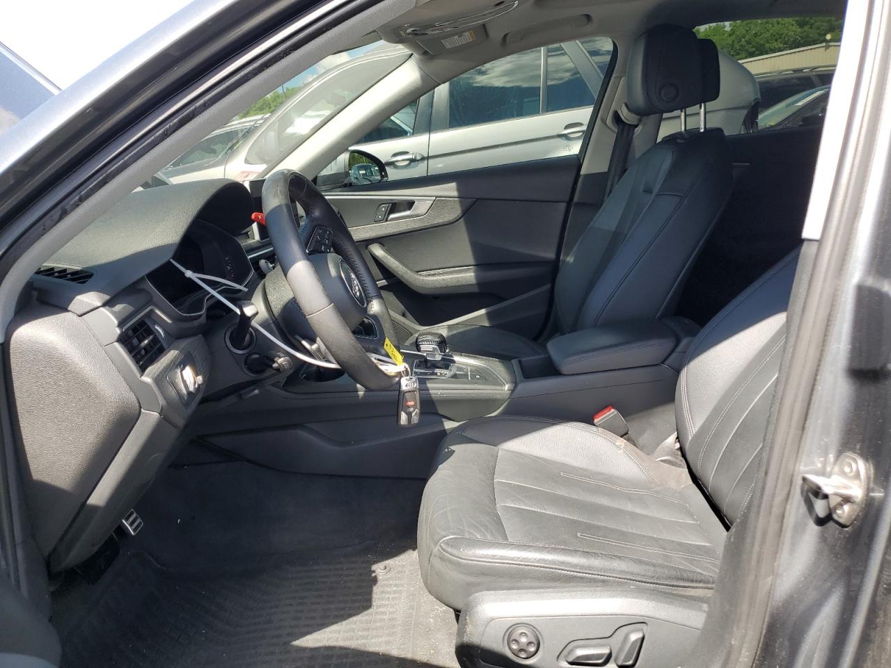 WAUDNAF49HN048904 2017 Audi A4 Premium