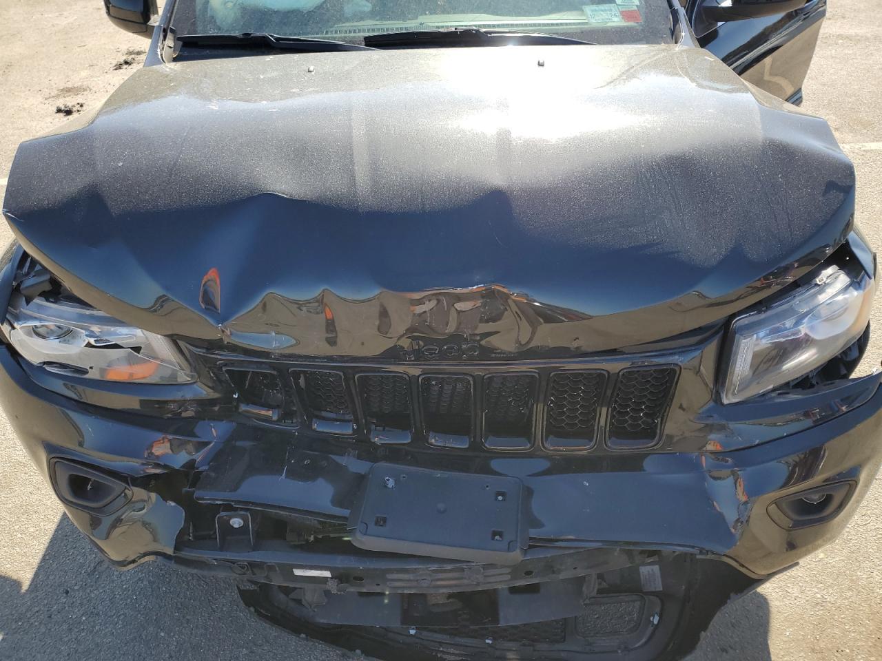 1C4RJFAG9FC165054 2015 Jeep Grand Cherokee Laredo