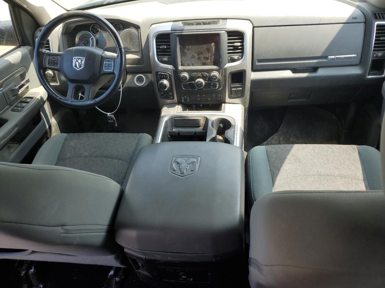 1C6RR7TT2GS315500 2016 Ram 1500 Slt