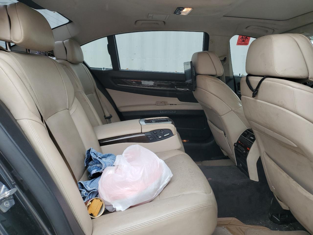 WBAKC8C52BC431816 2011 BMW 750 Lxi