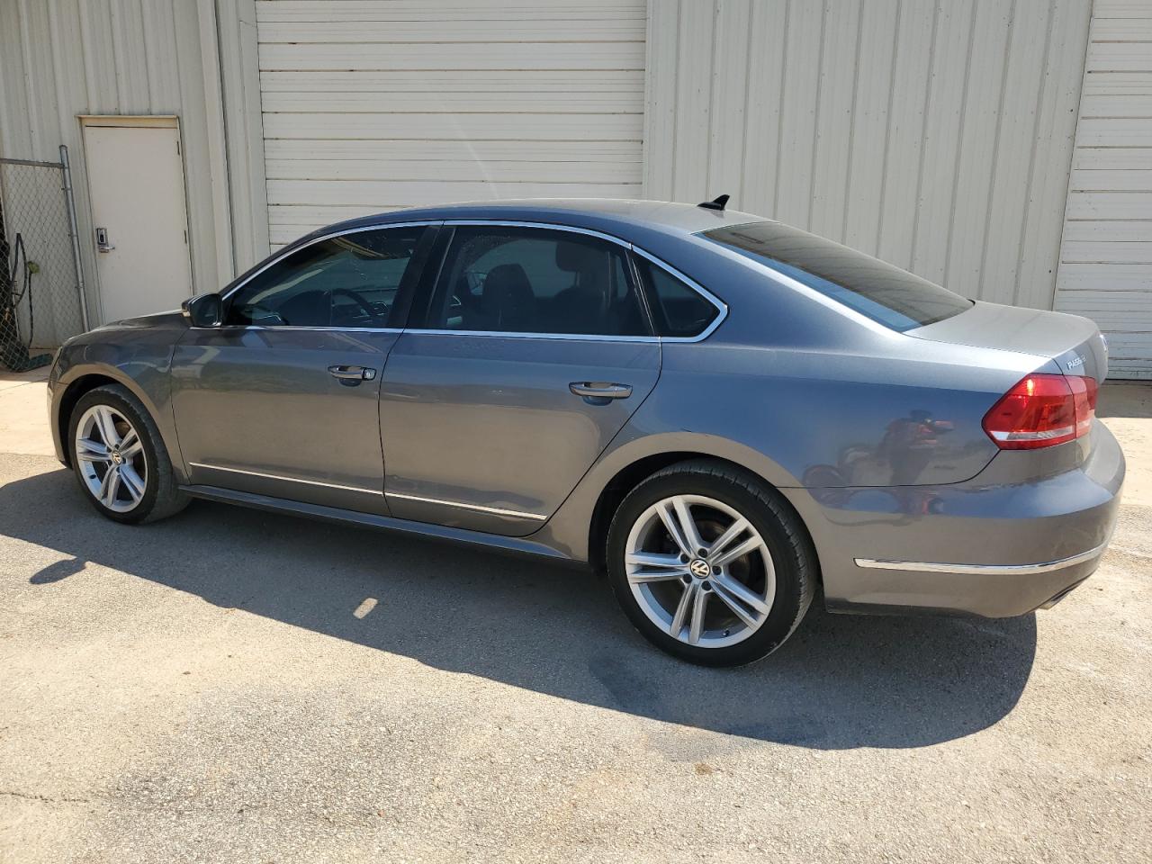 2013 Volkswagen Passat Sel vin: 1VWCN7A31DC146098